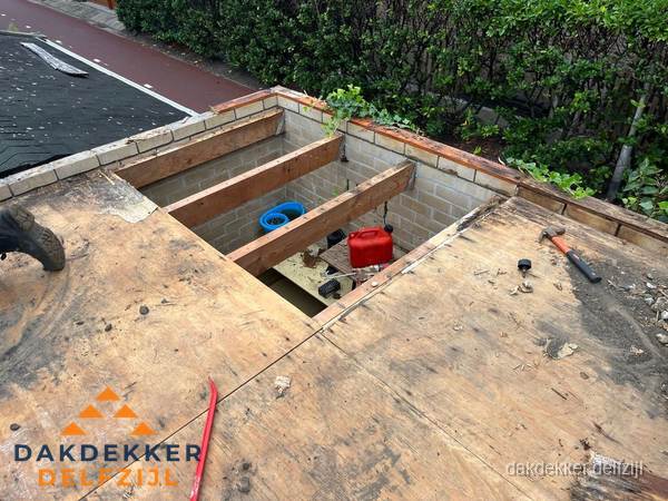 Plat dak vervangen met open constructie in Delfzijl Plat dak vervangen met open constructie in Delfzijl