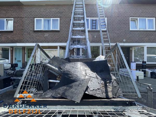 Kosten dakreparatie: dakschade aan flatgebouw in Delfzijl Kosten dakreparatie: dakschade aan flatgebouw in Delfzijl